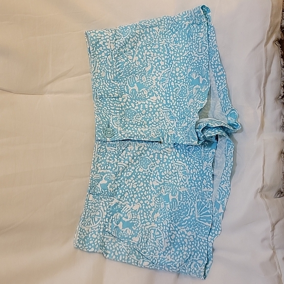 Lilly Pulitzer Shorts - Picture 1 of 4